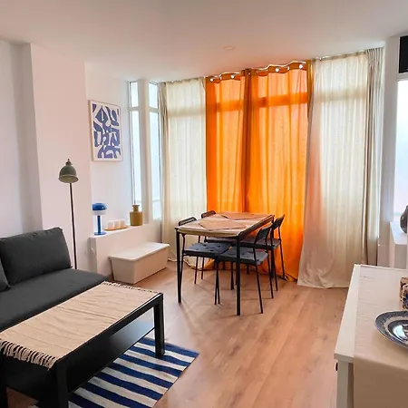 Tradicional Y Tranquilo De 1 Cerca De La Playa Y Con Piscina By Bebalmy Appartement Torremolinos